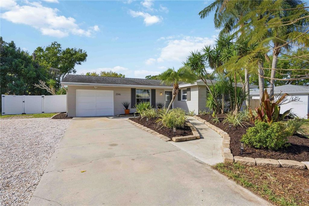 2546 PARMA STREET, Sarasota, FL 34231