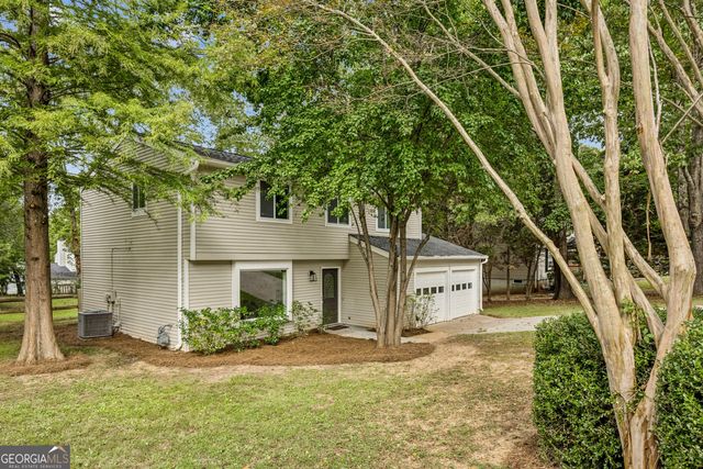 590 Sheringham Court, Roswell, GA 30076