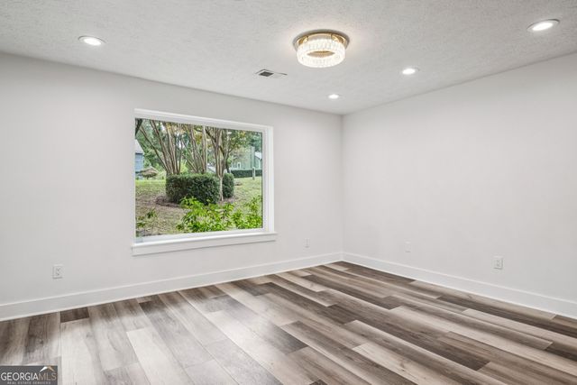 590 Sheringham Court, Roswell, GA 30076