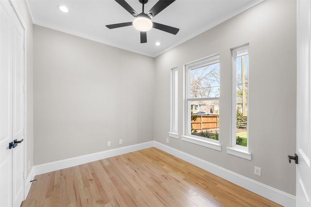 707 Buckalew Street, Dallas, TX 75208