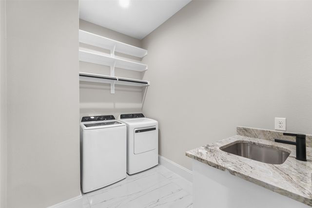 707 Buckalew Street, Dallas, TX 75208