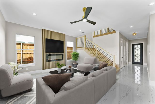 707 Buckalew Street, Dallas, TX 75208