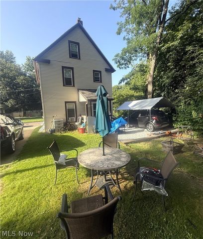 477 Bishop Street, Akron, OH 44307