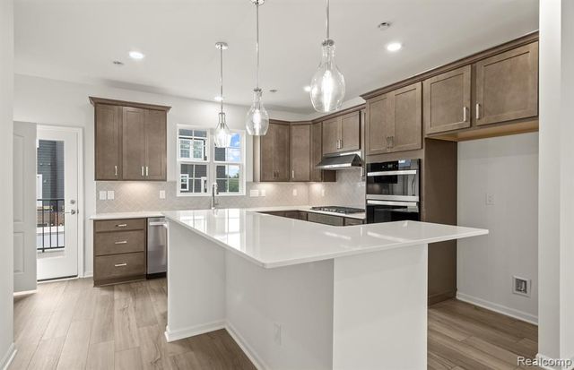 309 N Sydney Court, Plymouth, MI 48170