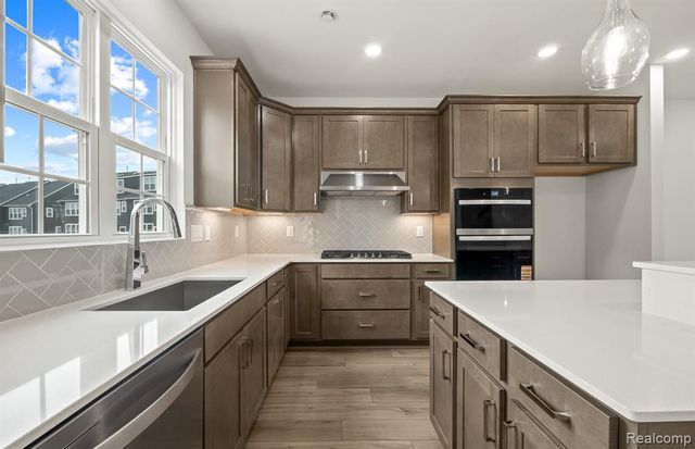 309 N Sydney Court, Plymouth, MI 48170