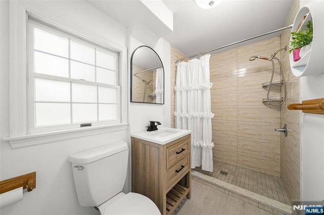 85 Park Avenue, Cresskill, NJ 07626