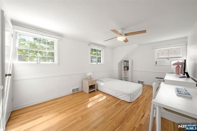 85 Park Avenue, Cresskill, NJ 07626