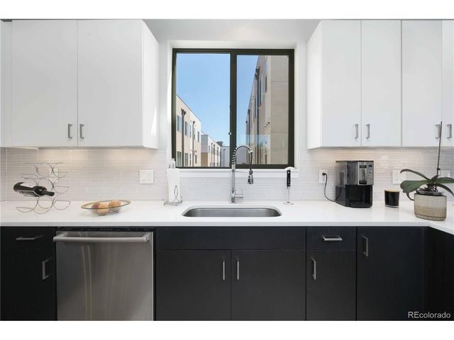 2622 W 24th Ave 14, Denver, CO 80211