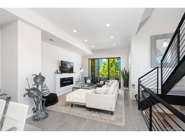 2622 W 24th Ave 14, Denver, CO 80211