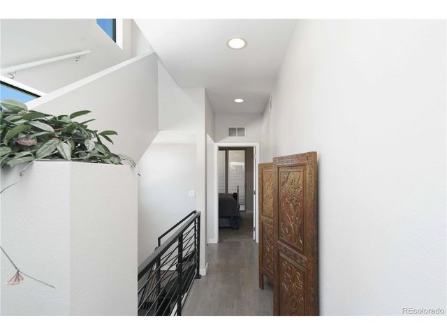 2622 W 24th Ave 14, Denver, CO 80211