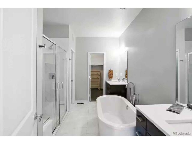 2622 W 24th Ave 14, Denver, CO 80211