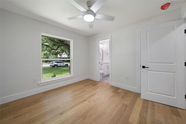 839 Overglen Drive, Dallas, TX 75218