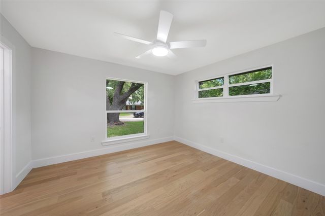 839 Overglen Drive, Dallas, TX 75218