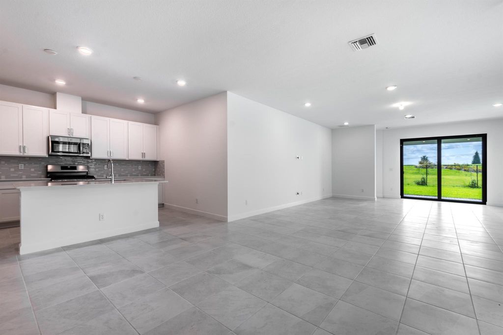 1295 Tangled Orchard Trce Trail, Loxahatchee, FL 33470
