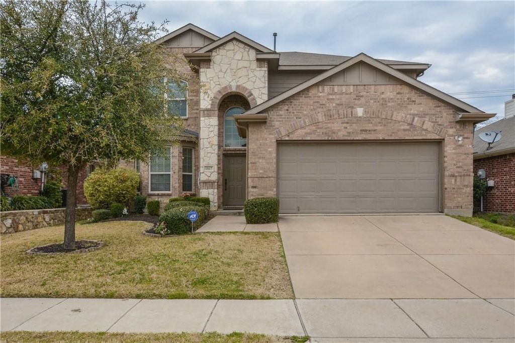 1817 Shoebill Drive, Little Elm, TX 75068