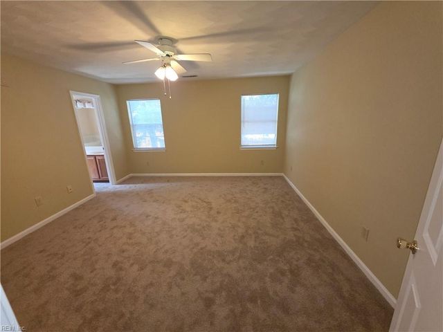 1460 Berkshire DR, Newport News, VA 23602
