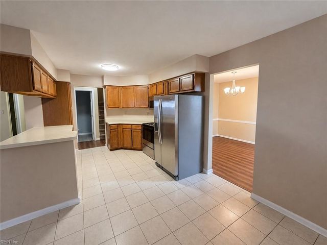 1460 Berkshire DR, Newport News, VA 23602