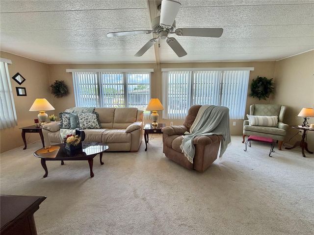 117 JACARANDA DRIVE, Leesburg, FL 34748