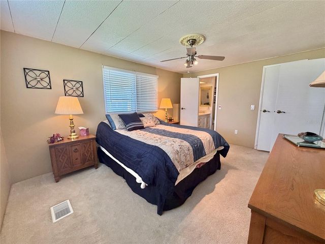 117 JACARANDA DRIVE, Leesburg, FL 34748