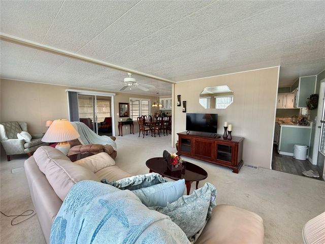 117 JACARANDA DRIVE, Leesburg, FL 34748