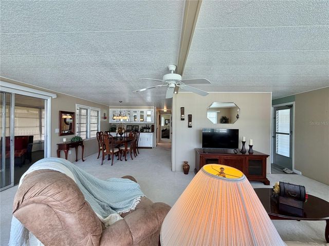 117 JACARANDA DRIVE, Leesburg, FL 34748
