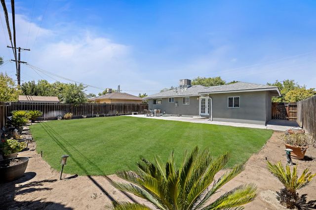 1805 W Griffith Way, Fresno, CA 93705