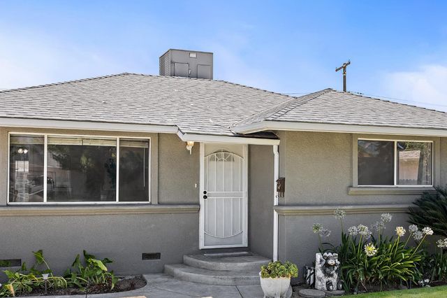 1805 W Griffith Way, Fresno, CA 93705