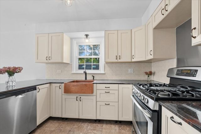 11857 S Lawler Avenue, Alsip, IL 60803