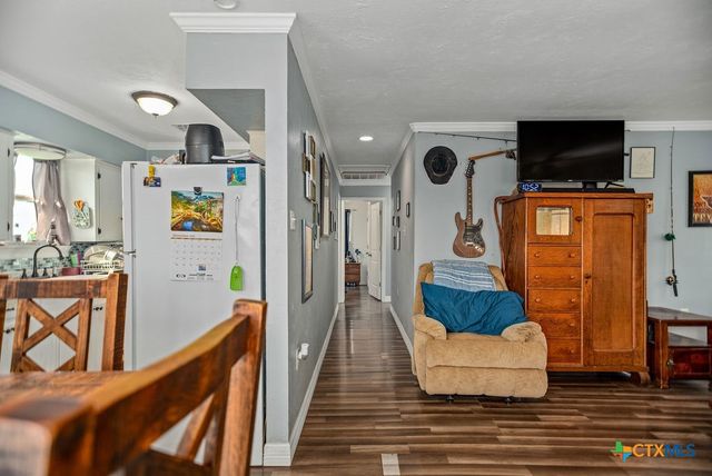 654 Calumet Drive, Palacios, TX 77465