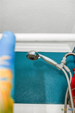 654 Calumet Drive, Palacios, TX 77465