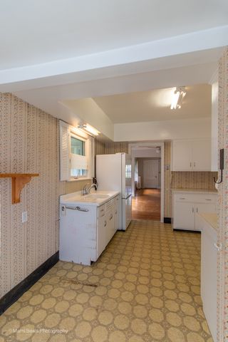 269 Shenstone Road, Riverside, IL 60546