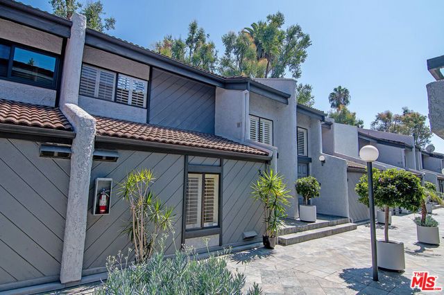 1925 S Beverly Glen Boulevard 39, Los Angeles, CA 90025