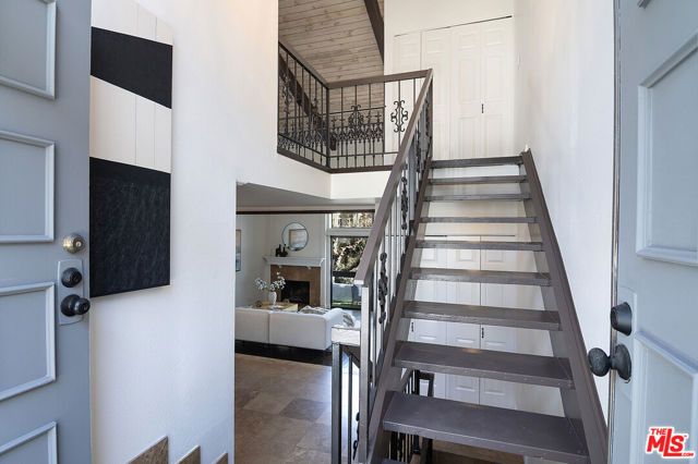 1925 S Beverly Glen Boulevard 39, Los Angeles, CA 90025