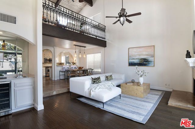 1925 S Beverly Glen Boulevard 39, Los Angeles, CA 90025