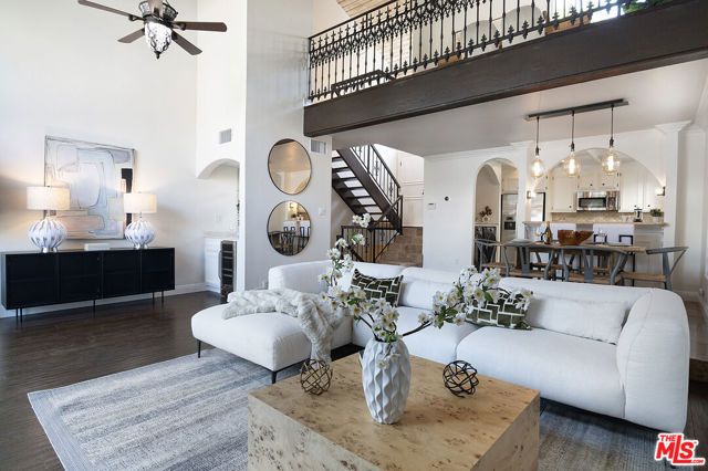 1925 S Beverly Glen Boulevard 39, Los Angeles, CA 90025