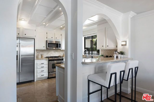 1925 S Beverly Glen Boulevard 39, Los Angeles, CA 90025