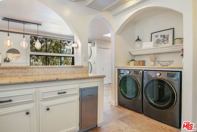 1925 S Beverly Glen Boulevard 39, Los Angeles, CA 90025