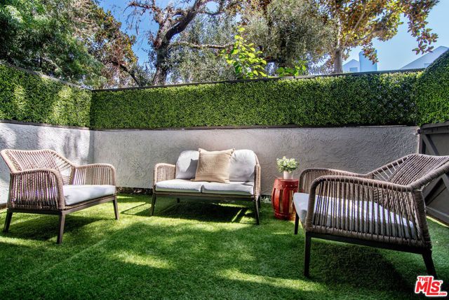 1925 S Beverly Glen Boulevard 39, Los Angeles, CA 90025