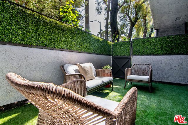 1925 S Beverly Glen Boulevard 39, Los Angeles, CA 90025