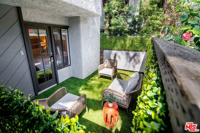 1925 S Beverly Glen Boulevard 39, Los Angeles, CA 90025