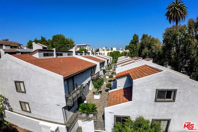 1925 S Beverly Glen Boulevard 39, Los Angeles, CA 90025