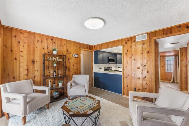 212 S MOSS ROAD, Winter Springs, FL 32708