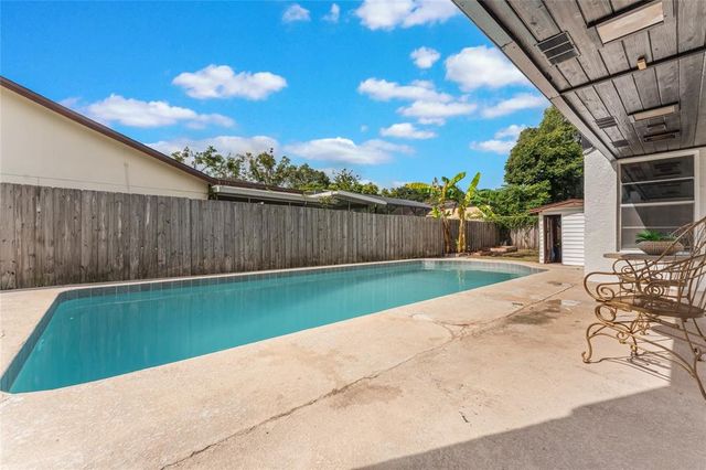 212 S MOSS ROAD, Winter Springs, FL 32708