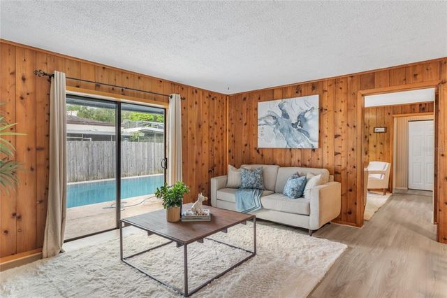 212 S MOSS ROAD, Winter Springs, FL 32708