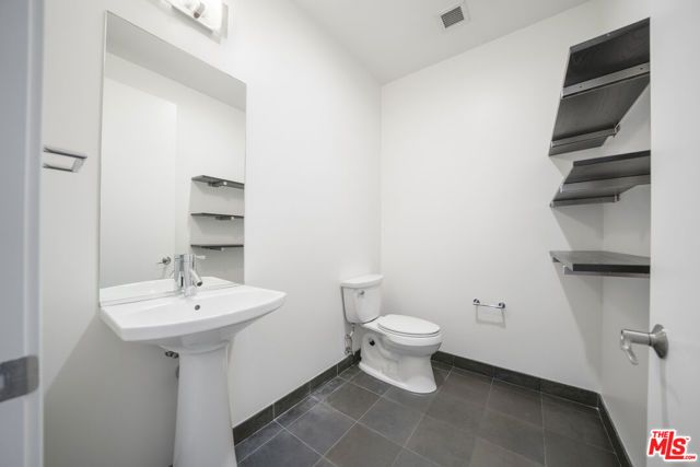 3223 W 6th Street 605, Los Angeles, CA 90020