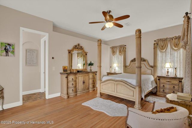 7190 Raymond Place, Spring Hill, FL 34607