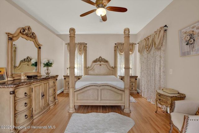 7190 Raymond Place, Spring Hill, FL 34607