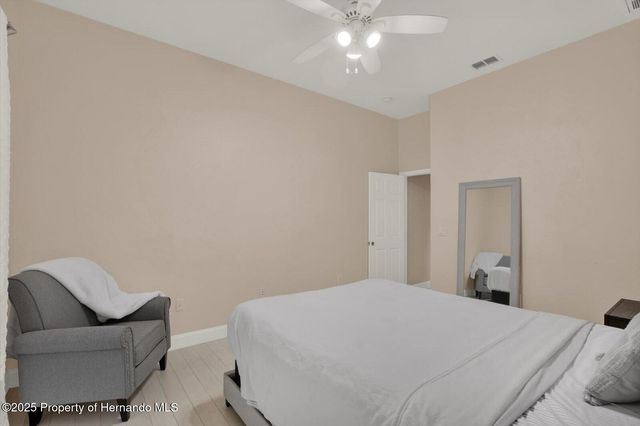 7190 Raymond Place, Spring Hill, FL 34607