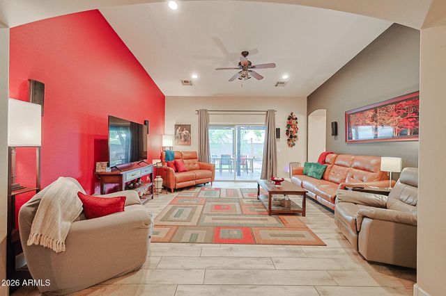 2334 W MYRTLE Avenue, Phoenix, AZ 85021