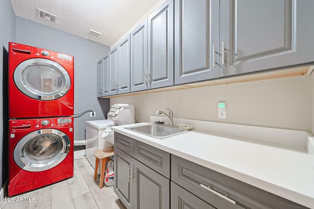 2334 W MYRTLE Avenue, Phoenix, AZ 85021